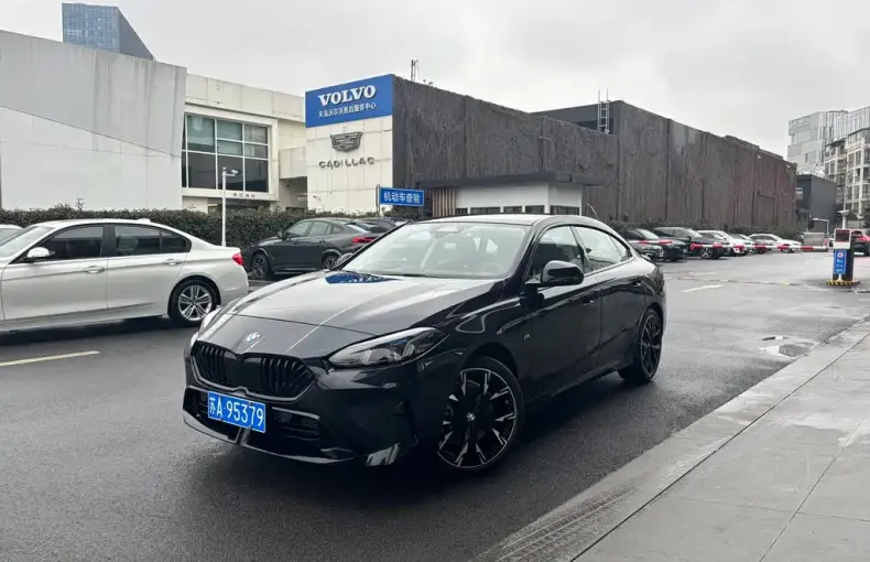 BMW 2 Series 2025 из Китая