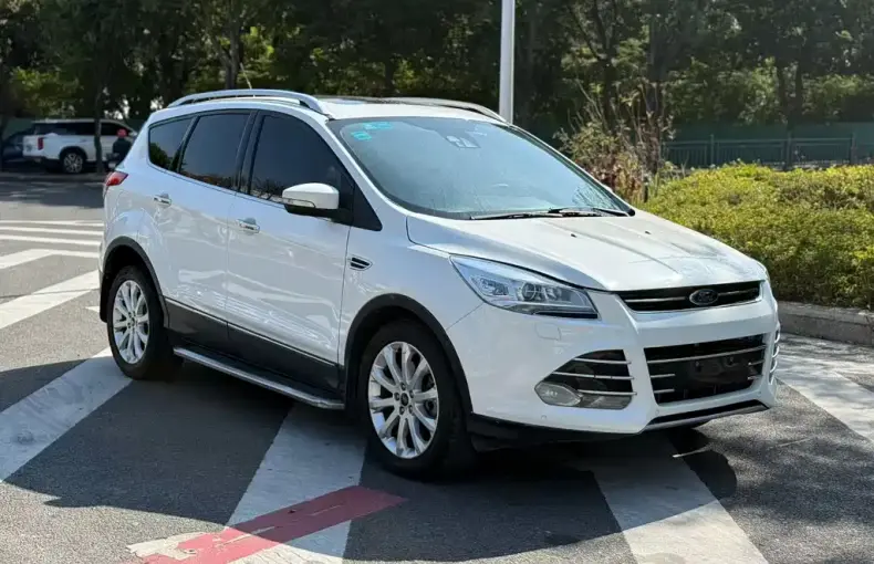 Ford Kuga 2014 из Китая