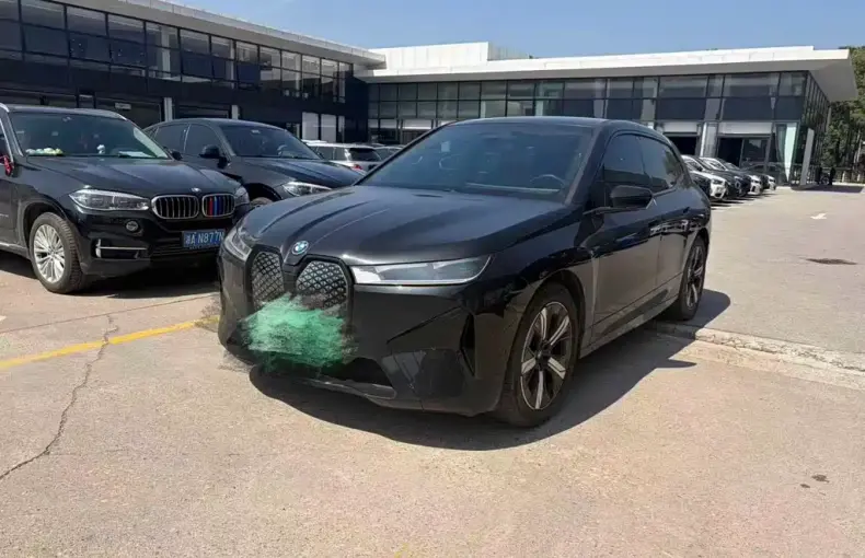 BMW iX 2023 из Китая