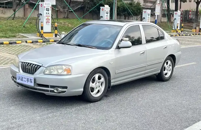 Hyundai Elantra 2005 из Китая