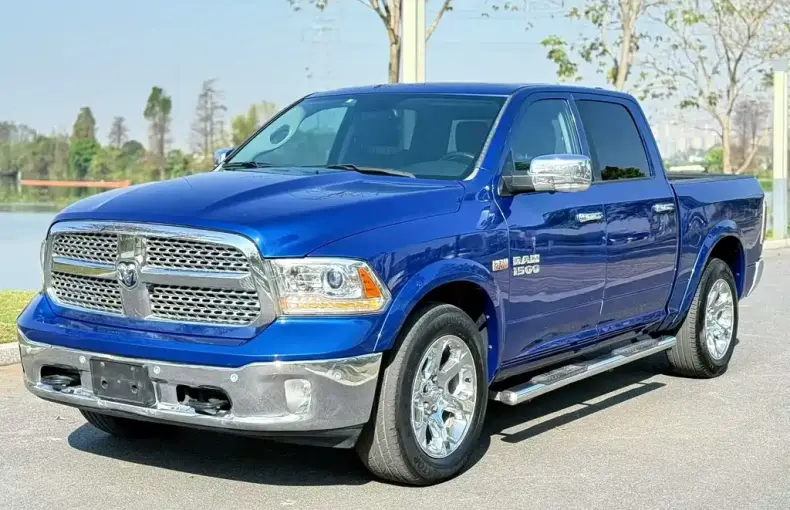 RAM Ram Trucks 2017 из Китая