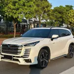 Toyota Crown Kluger 2022 из Китая