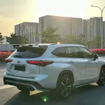 Toyota Crown Kluger 2022 из Китая