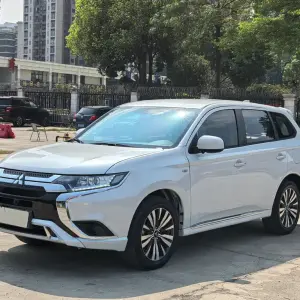 Mitsubishi Outlander 2021 166 л.с. — лот 57835308 из Китая