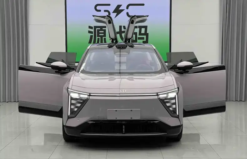 HiPhi HiPhi Y 2023 из Китая