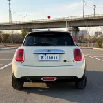 MINI Mini 2020 102 л.с. — лот 57838021 из Китая