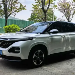 Baojun RM-5 2021 из Китая