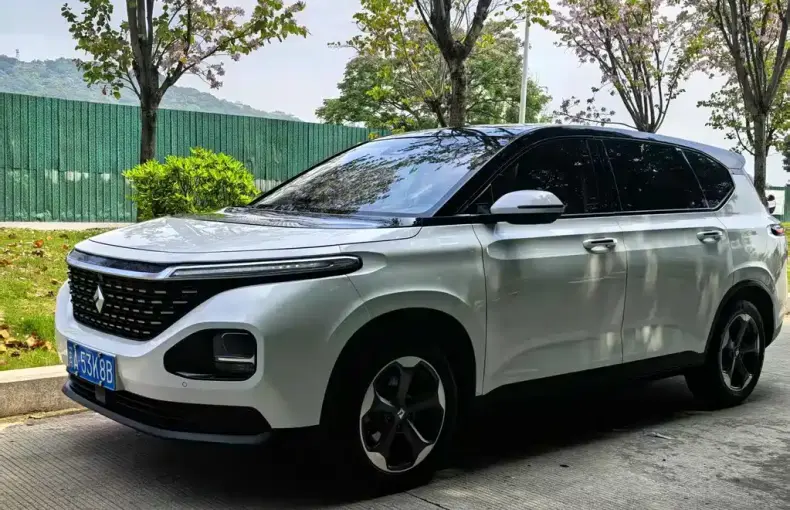 Baojun RM-5 2021 из Китая