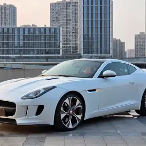 Jaguar F-TYPE 2015 из Китая