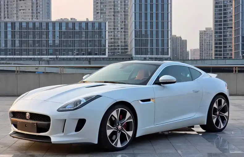 Jaguar F-TYPE 2015 из Китая