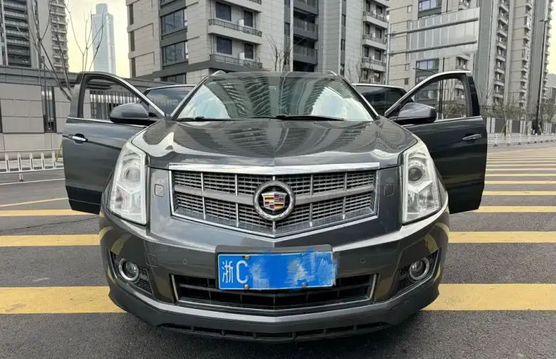 Cadillac SRX 2010 из Китая