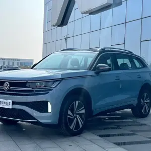 Volkswagen Tavendor 2023 из Китая