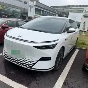 XPeng X9 2025 из Китая
