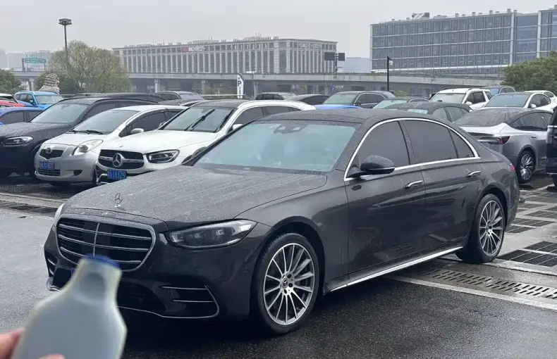Mercedes-Benz S-Class 2021 из Китая