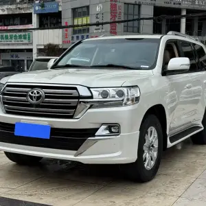 Toyota Land Cruiser 2016 из Китая