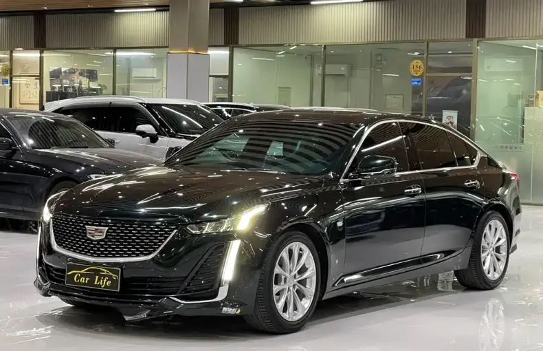 Cadillac CT5 2023 из Китая
