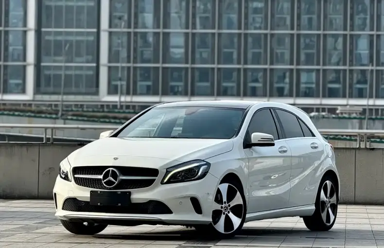 Mercedes-Benz A-Class (Import) 2017 из Китая
