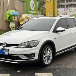 Volkswagen Golf (Import) 2020 из Китая