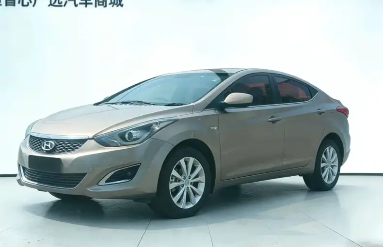 Hyundai Elantra Langdong 2017 из Китая