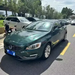 Volvo S60 2015 из Китая