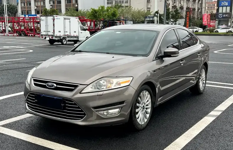 Ford Mondeo Zhisheng 2012 из Китая