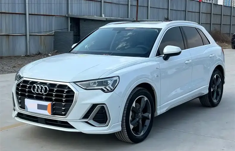Audi Q3 2022 из Китая