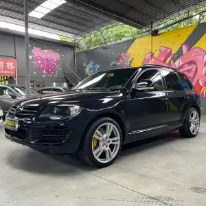 Volkswagen Touareg 2009 из Китая
