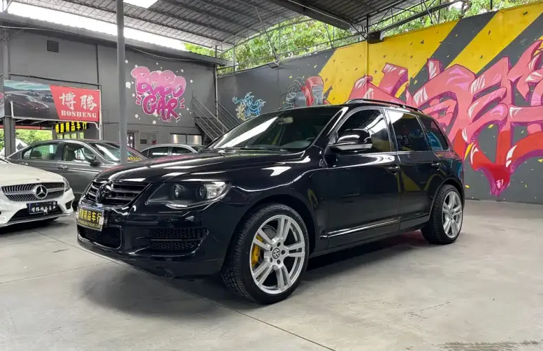 Volkswagen Touareg 2009 из Китая