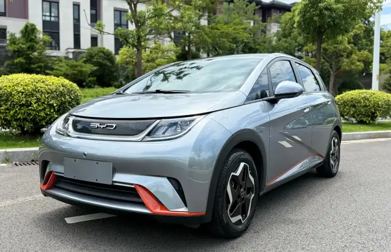 BYD Dolphin 2022 из Китая