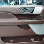 Lincoln Navigator 2022 из Китая