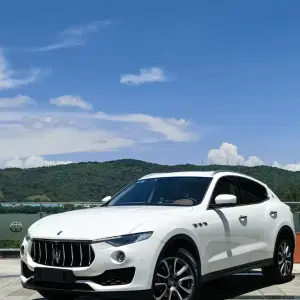 Maserati Levante 2016 из Китая