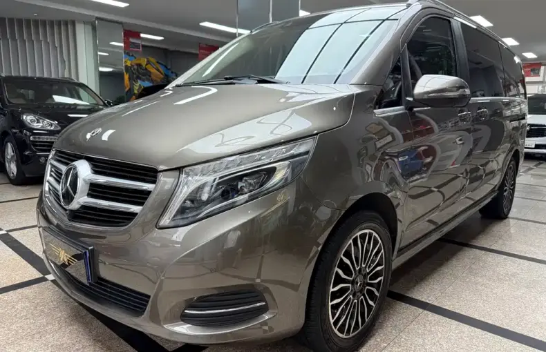 Mercedes-Benz V-Class 2017 из Китая