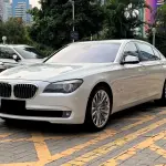 BMW 7 Series 2013 из Китая