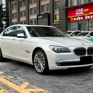 BMW 7 Series 2013 из Китая