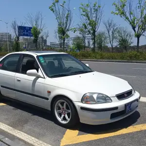 Honda Civic (Import) 1997 из Китая