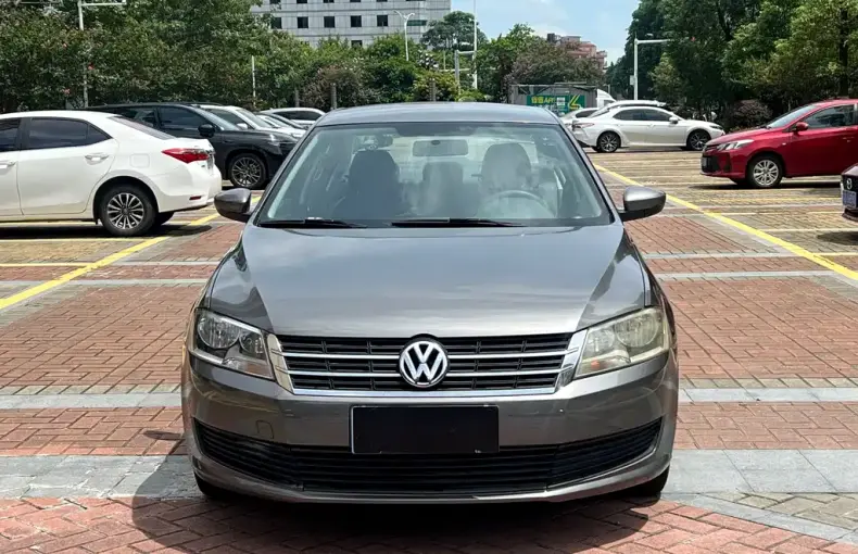 Volkswagen Lavida 2013 из Китая