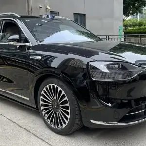 AITO 问界 AITO M9 из Китая