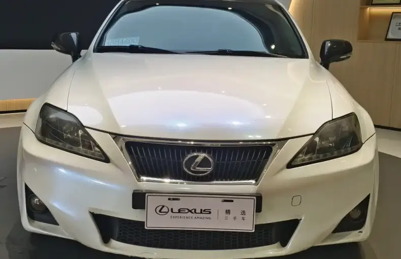 Lexus IS 2012 из Китая