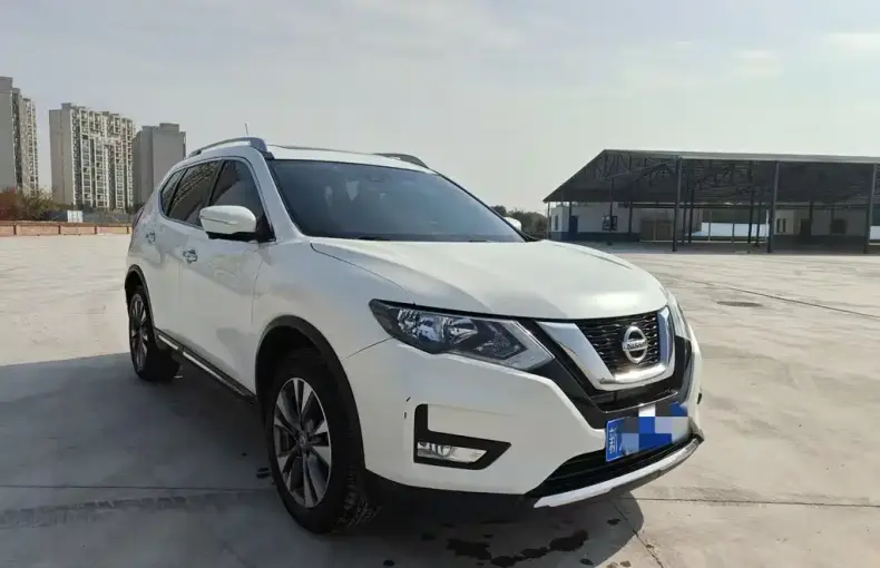 Nissan X-Trail 2018 из Китая