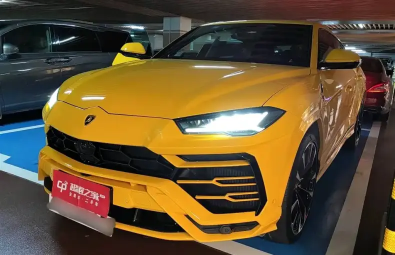 Lamborghini Urus 2022 из Китая