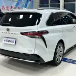 Toyota Sienna 2024 из Китая