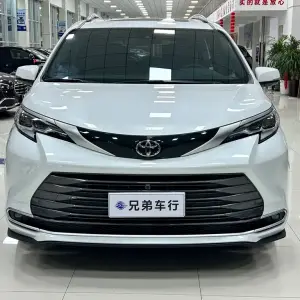 Toyota Sienna 2024 из Китая
