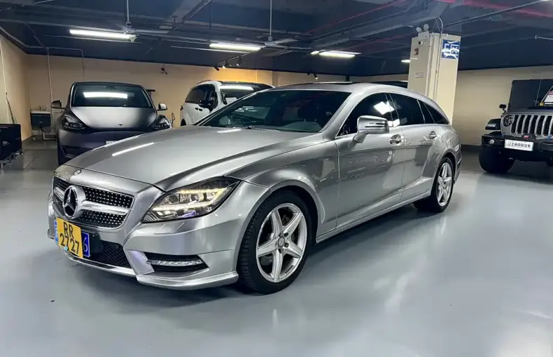 Mercedes-Benz CLS 2013 из Китая