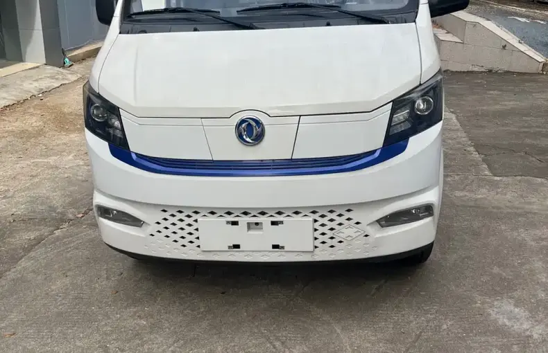 Dongfeng EM27 из Китая