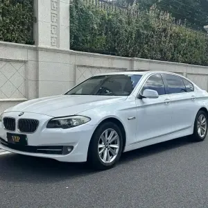 BMW 5 Series 2010 из Китая