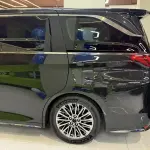 Lexus LM из Китая