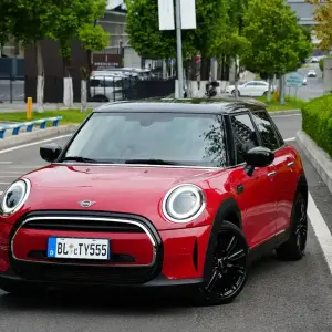 MINI Mini 2021 102 л.с. — лот 56274261 из Китая