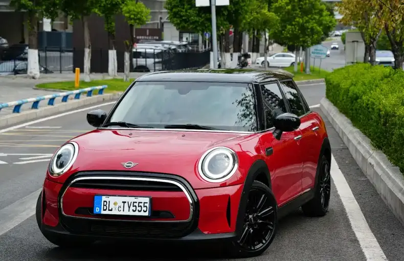 MINI Mini 2021 из Китая