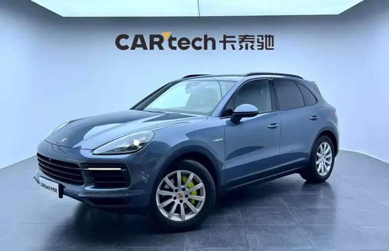 Porsche Cayenne Hybrid 2019 из Китая