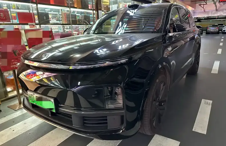 Li Auto Li L9 2023 из Китая
